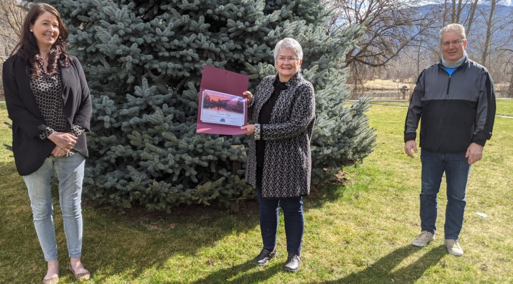 Corrie Epp Awarded a Civic Appreciation Award by Enderby City Council